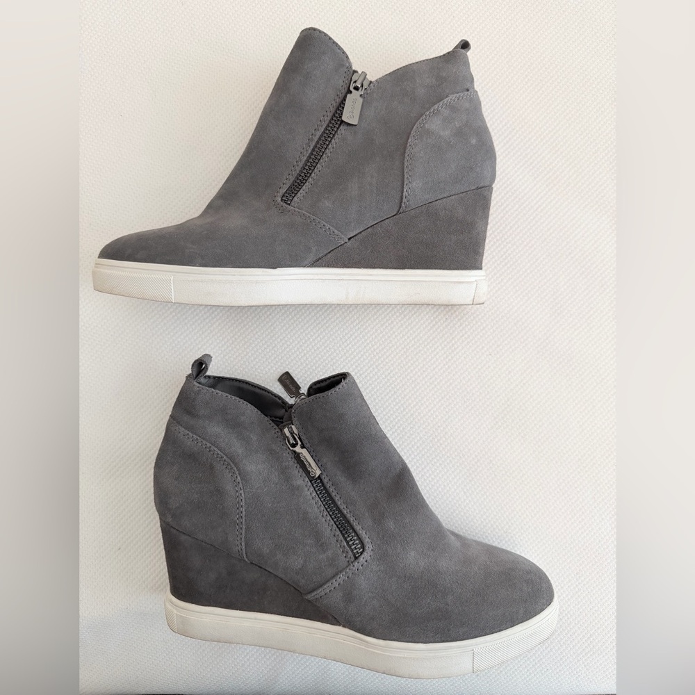 Blondo Charcoal Wedge Booties